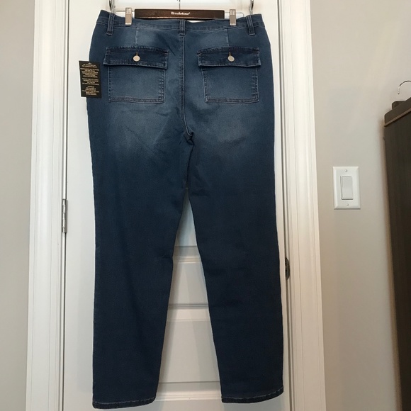 NWT DG2 4-pocket jeans—virtual stretch (16) - Picture 3 of 16